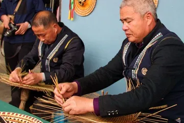 She folk craft culture2