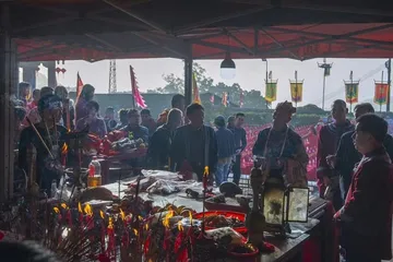 Folk activities of the She ethnic group