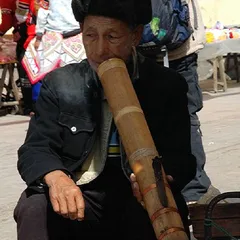 Hani people's "single-tube tobacco pot"