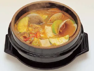 The weird and unique eating habits of the Korean people1
