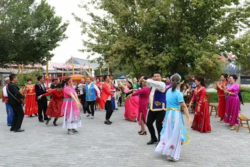 Traditional Xibo wedding customs3
