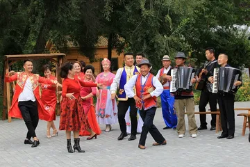 Traditional Xibo wedding customs4