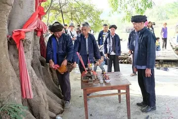 A complete collection of Buyi traditional festivals9