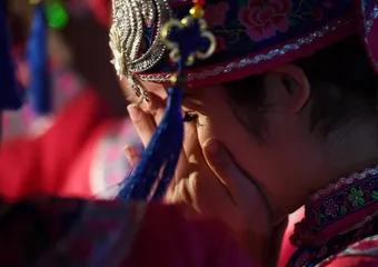 Gorgeous traditional Mulao wedding customs1