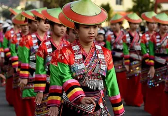 A complete collection of traditional Dai festivals11