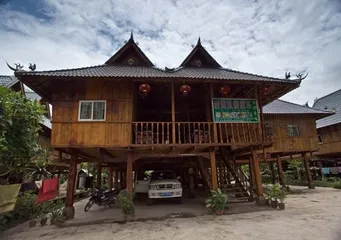 Some taboos and customs of the Dai people