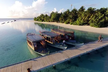 Top 10 Tourist Attractions in Maldives2