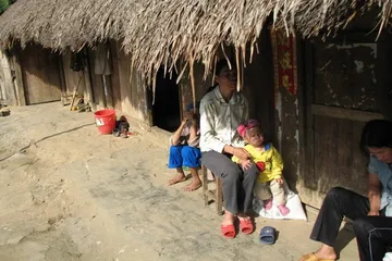 Taboos and customs of the Li people in daily life3