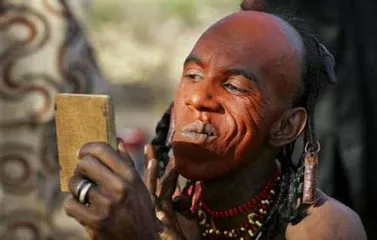 The world's most "conceited" African Wodabe tribal group holds Wife Stealing Day, and men dress up to participate