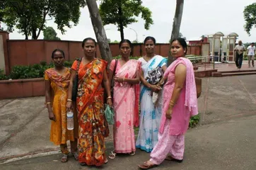 Overview of Indian Traditional National Costume and Customs3