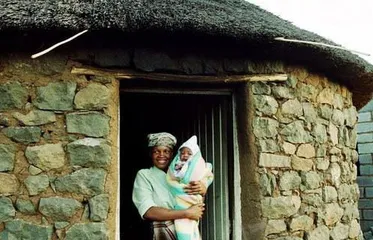 Strange custom of African tribes: mother and daughter can have a body at the same time5