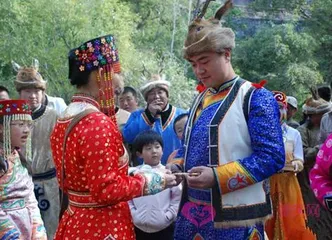 Traditional customs of the Oroqen people6