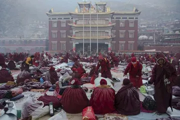 Tibetan customs and habits1