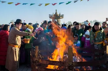 Mongolian customs and habits13