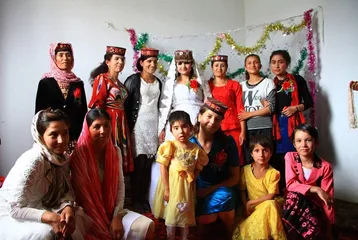 Tajik customs4