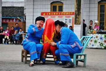 Traditional marriage custom in Sichuan: crying for marriage7