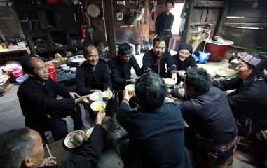 Traditional customs and habits of the Yao people7
