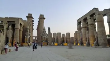 Ancient Egyptian pyramids and sphinxes and temples2