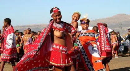 A unique custom of the Zulu people in Africa--a young girl verifies a virgin and receives a "virgin certificate"1
