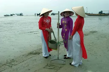 Jing people's living customs
