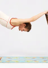 Office yoga helps white-collar workers prevent cervical spondylosis2