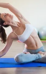 1 minute of yoga every day relieves back pain