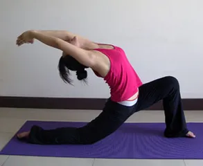 Coach demonstrates weight loss yoga to quickly reduce body weight (picture)3