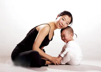 Do weight loss yoga with your baby, love your baby and love yourself (photo)