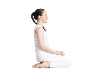Self-study weight-loss yoga tutorial 3 times a week to get slimmer (picture)5
