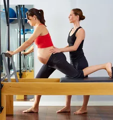 Office yoga moves make you lose weight while sitting down6