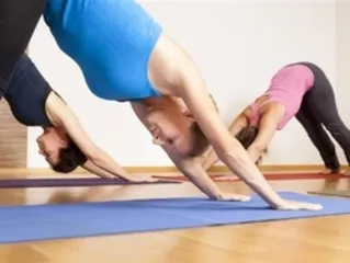 Postpartum recovery yoga quickly returns to prenatal figure (picture)5