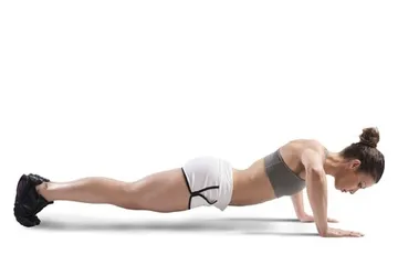 Weight loss and yoga before going to bed to easily practice the mermaid line