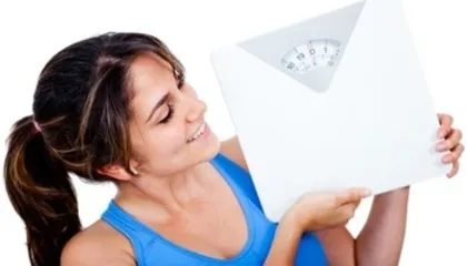 One trick to slim abdomen and lose weight, yoga easily flatten the lower abdomen (picture)