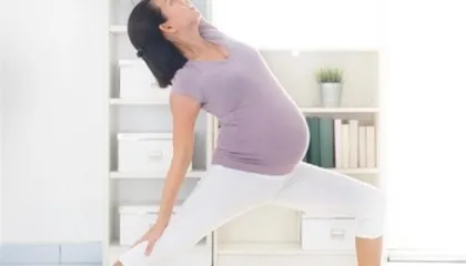 A simple move to lose weight, yoga effectively slimming the whole body (picture)