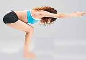 2 minutes of weight loss yoga every day and practice the perfect butt lift (picture)