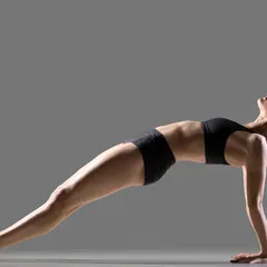 Six-style weight loss yoga easily turns into a thin beauty (photo)
