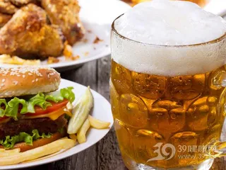 Is beer belly really made from drinking it? These tricks can help you lose1