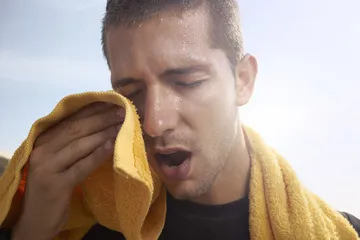 Sweat really has nothing to do with fat burning! The real effect of sweat is only one2
