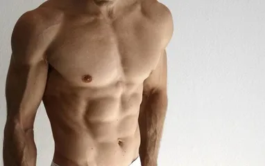 How do men practice 8-pack abs?