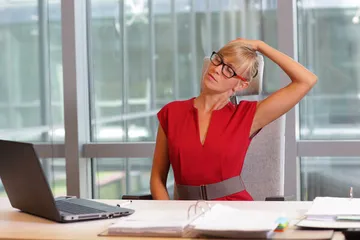 White-collar workers are sedentary and have thick thighs. The solutions are here.