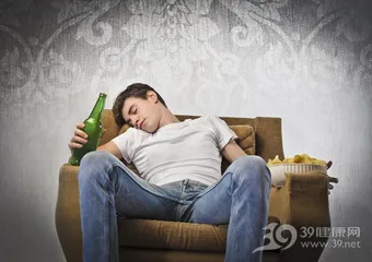 Men easily shed beer belly