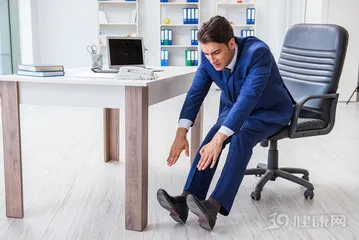Sitting for 8 hours every day, how can I lose weight? 4 foods quickly lose fat