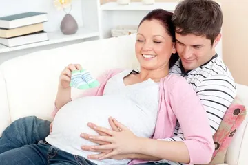 Which method is better for pregnant women to lose weight after childbirth?1