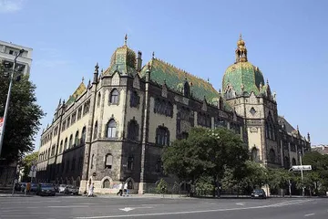 A complete list of tourist attractions in Budapest, the capital of Hungary7