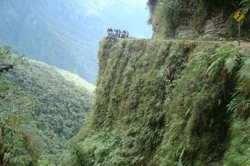 A complete list of tourist attractions in Bolivia7