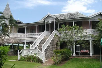 Top 10 Tourist Attractions in Antigua and Barbuda2