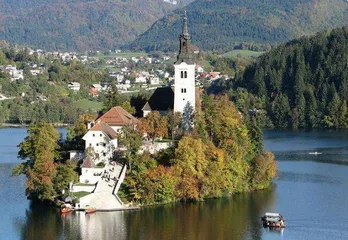 Travel guide for Slovenia1