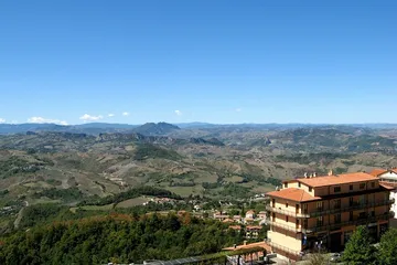 San Marino Travel Guide2