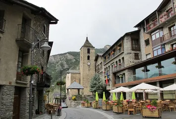 Travel Guide to the Principality of Andorra9