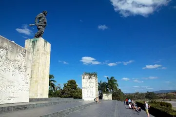 Top 10 famous tourist attractions in Cuba12